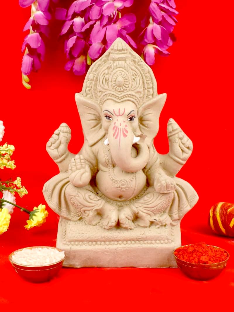 Clay Ganesha idol distribution