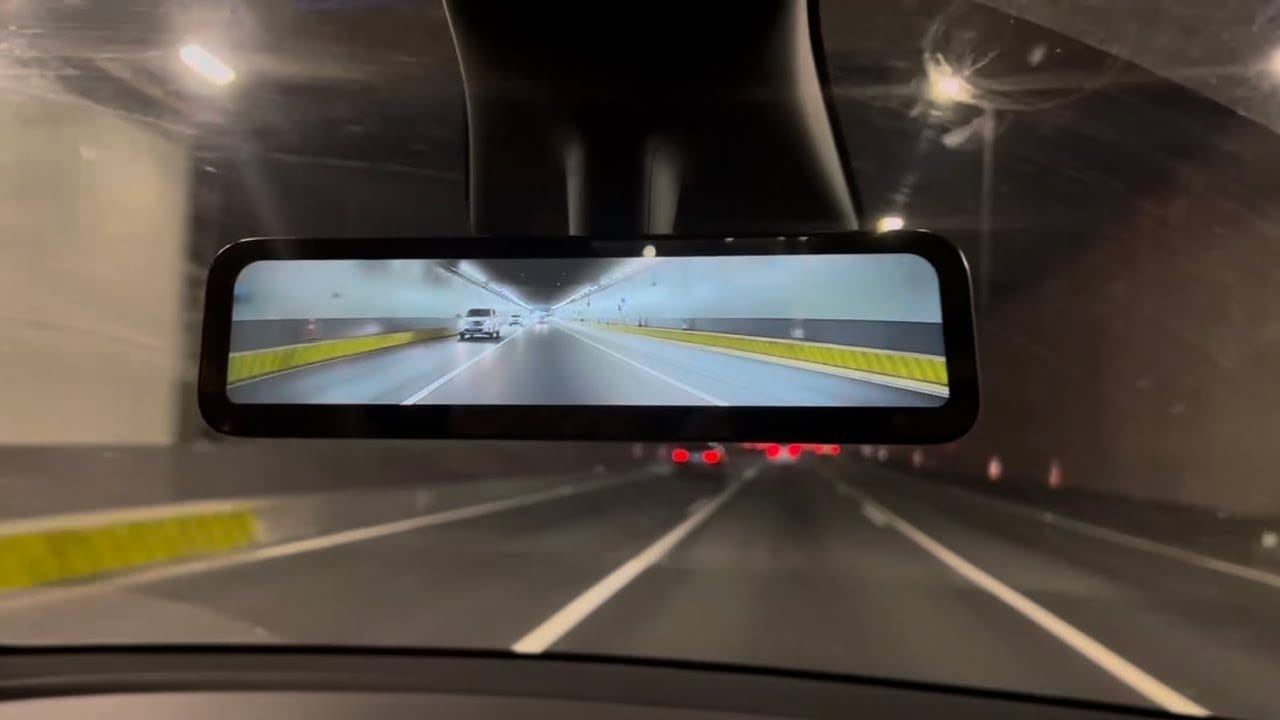 デジタルインナーミラー Model 3