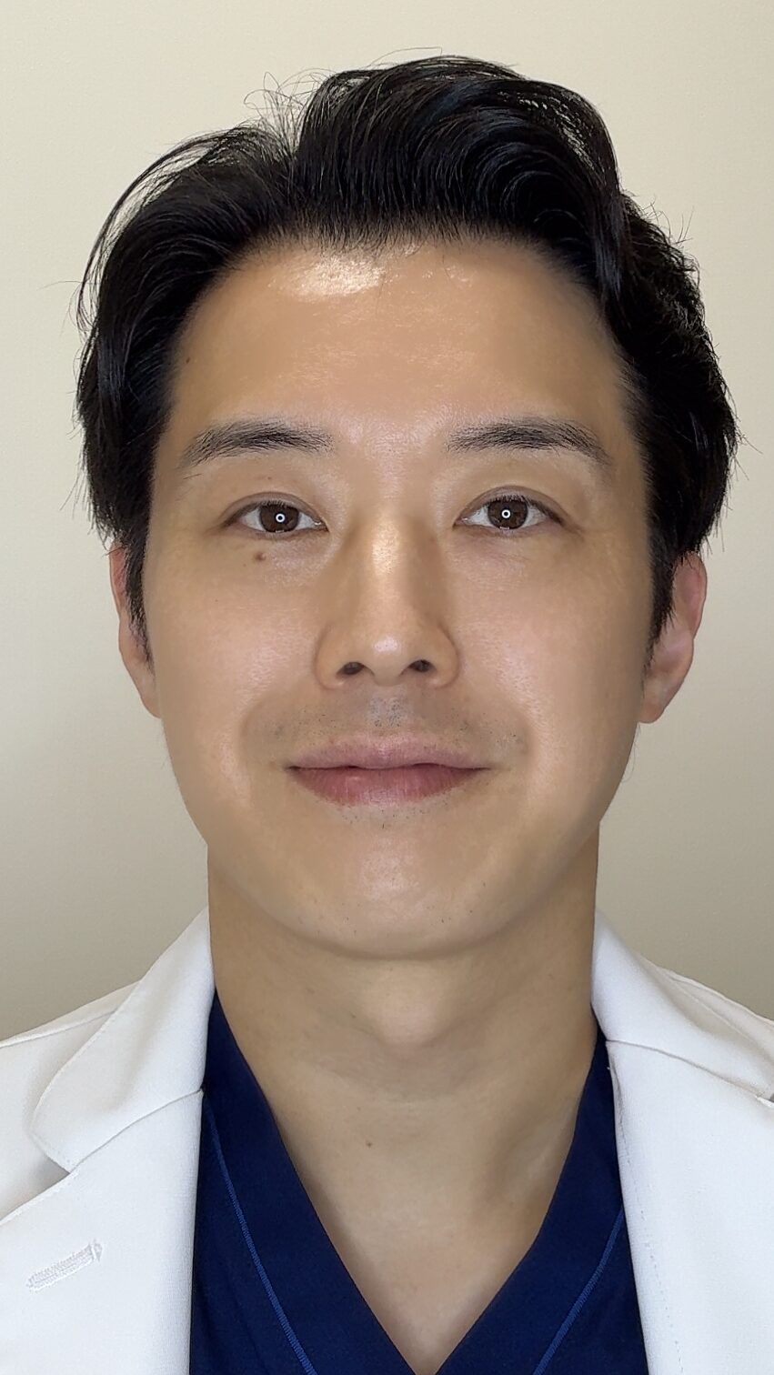 新宿駅前うわじま皮膚科 院長 上嶋祐太 医師