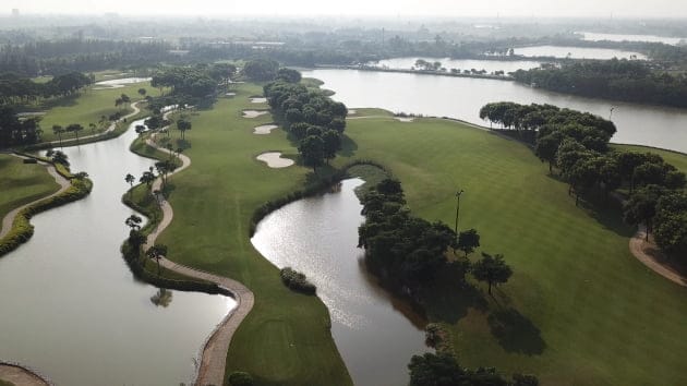 물의 도시 하노이 반트리CC