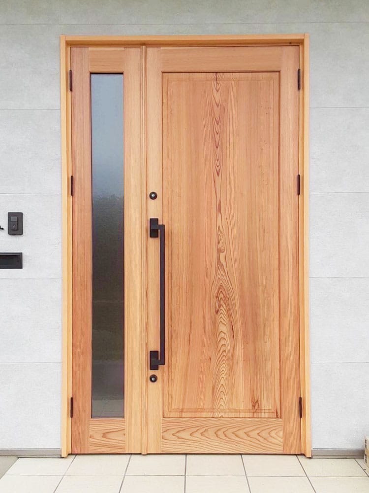 観音開き玄関ドアの仕組みとは？ - Genspark