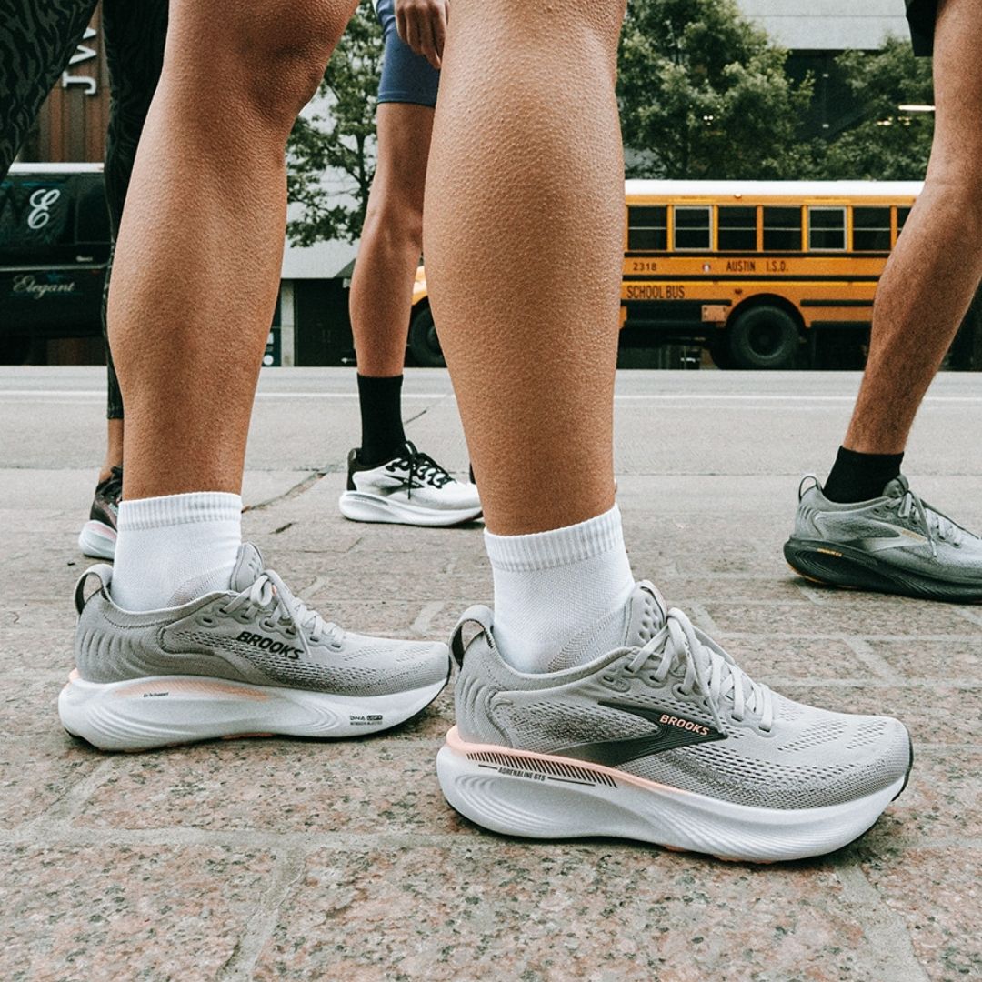 Brooks Adrenaline GTS 25 color options and design details