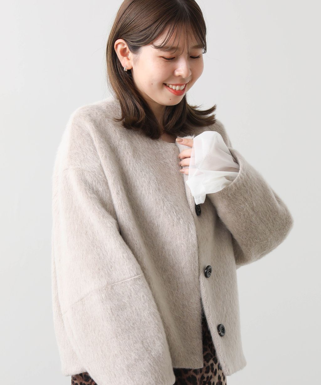 骨格ウェーブコーディネート全身